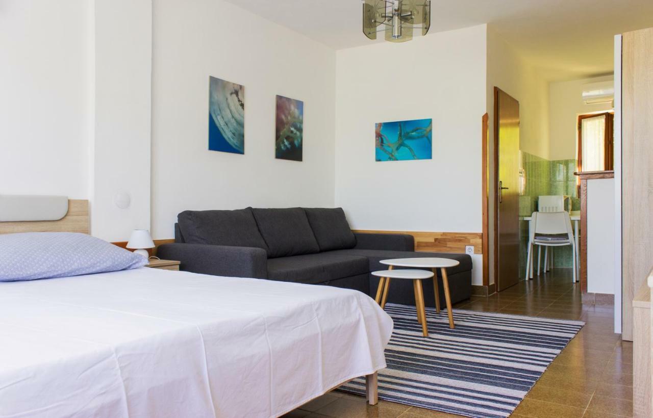 Twin Oaks Apartment Sisan Luaran gambar