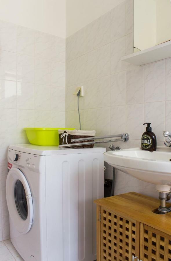 Twin Oaks Apartment Sisan Luaran gambar